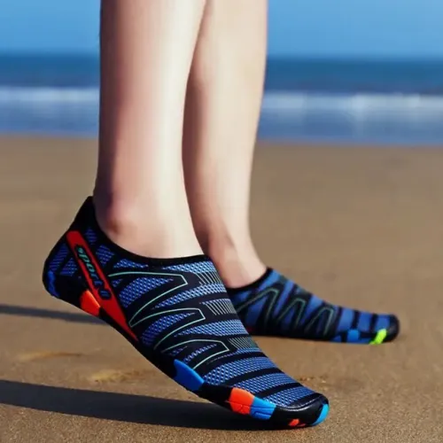 Aqua shoes حذاء البحر