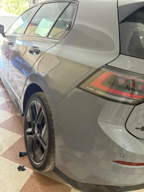 Volkswagen 8.5 2025 Edition black