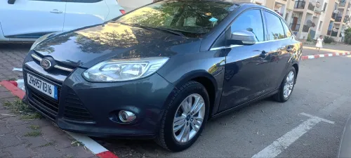 Ford Focus 4 portes 2013 Focus 4 portes