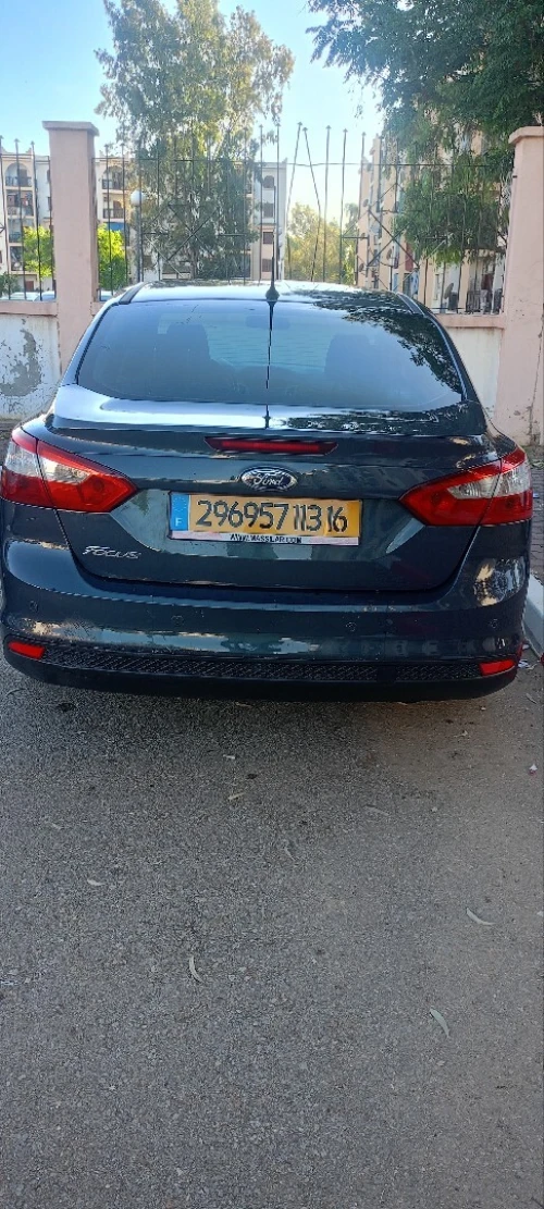 Ford Focus 4 portes 2013 Focus 4 portes