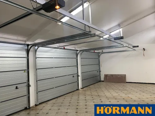 porte sectionnelle / rideau électrique / porte automatique 