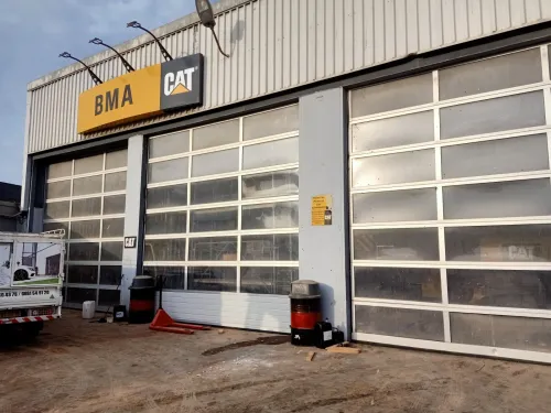 Equipement de quai / porte industrielle / Sas d'étanchéité / niveleur de quai  