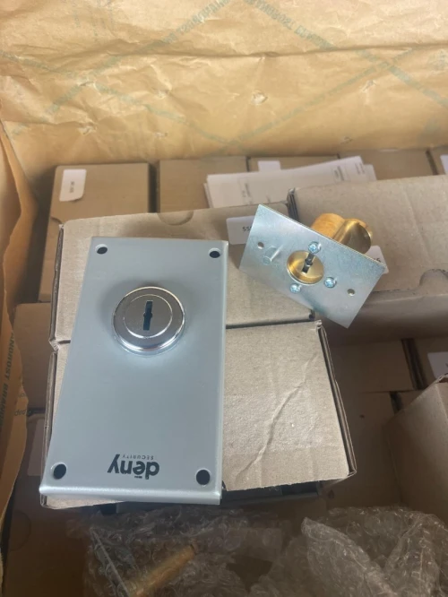 Serrures pour postes distribution Sonelgaz Deny