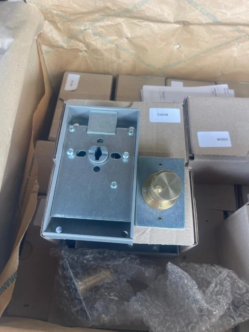 Serrures pour postes distribution Sonelgaz Deny