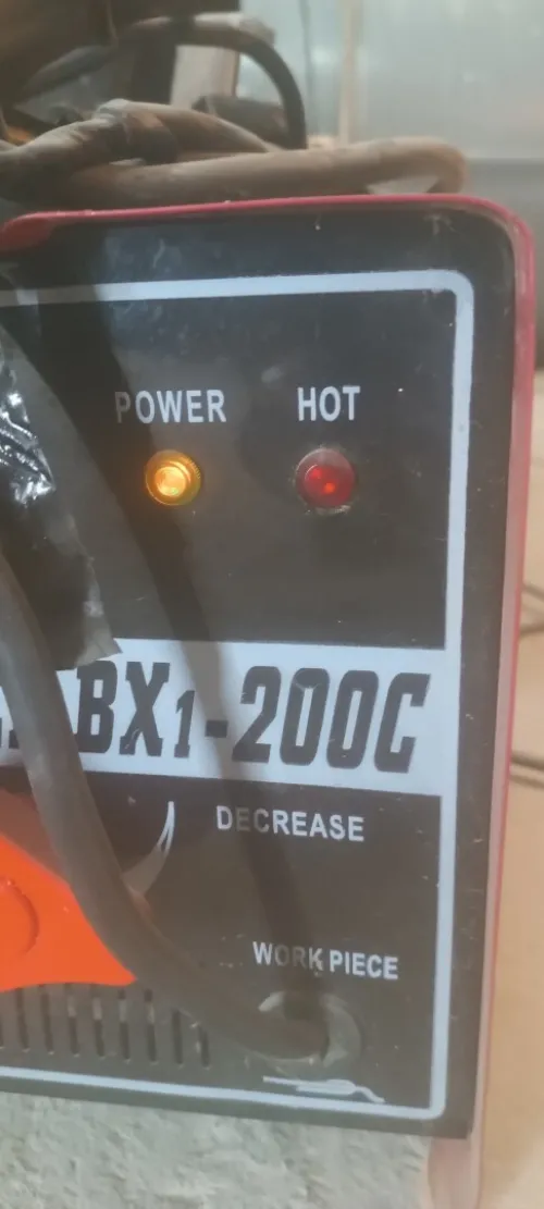 AC WELDER (modèle BX1-200E).