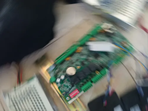 Électricien informaticien instalation caméra de survaience