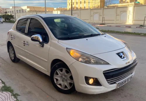 Peugeot 207 2012 
