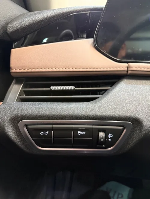 Bestune B70 2026 Luxury