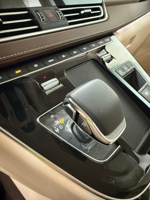 Bestune M9 2025 Luxury