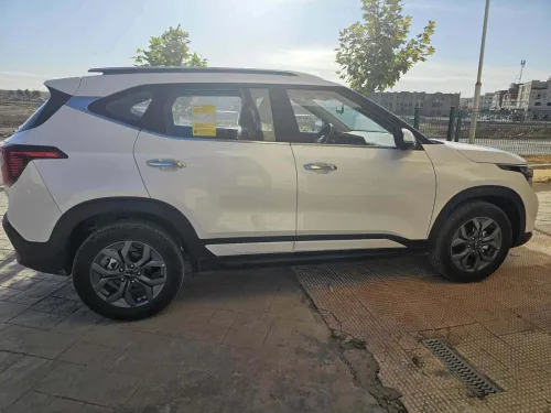 Kia Seltos 2025 Casquette blanche