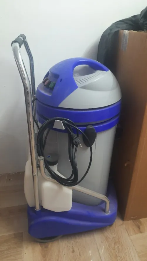 Aspirateur lifting et vapeur lavor