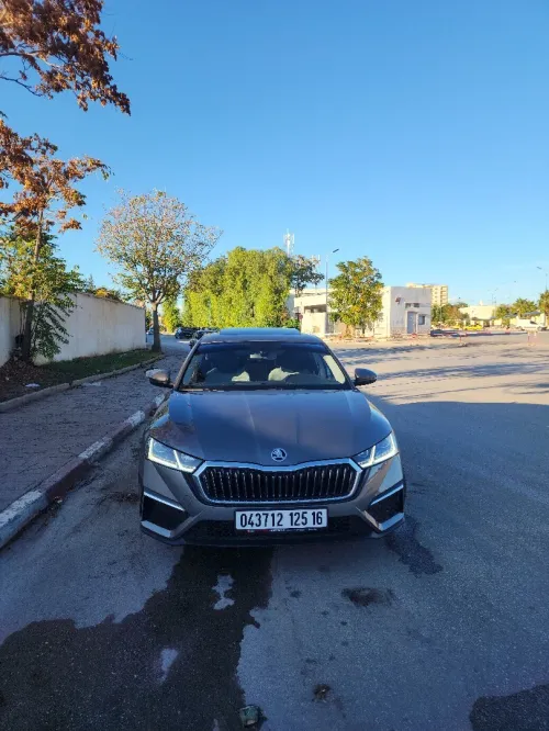 Skoda Octavia Pro 2025 1.4T 150HP
