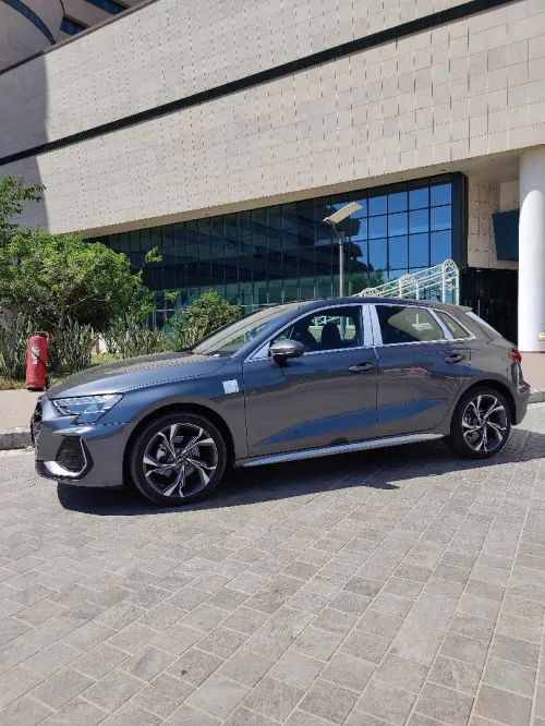 Audi A3 Sportback 2025 Flying spur Edition Premium + Pack Lux 