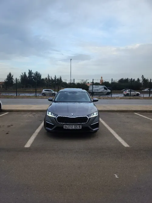 Skoda Octavia Pro 2025 Premium Edition 1.4T 150Hp
