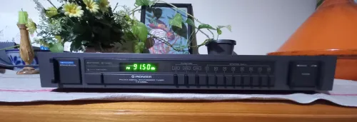 Tuner Pioneer radio