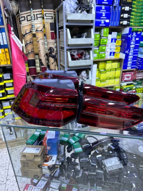 Feu arrière golf 8 gtd