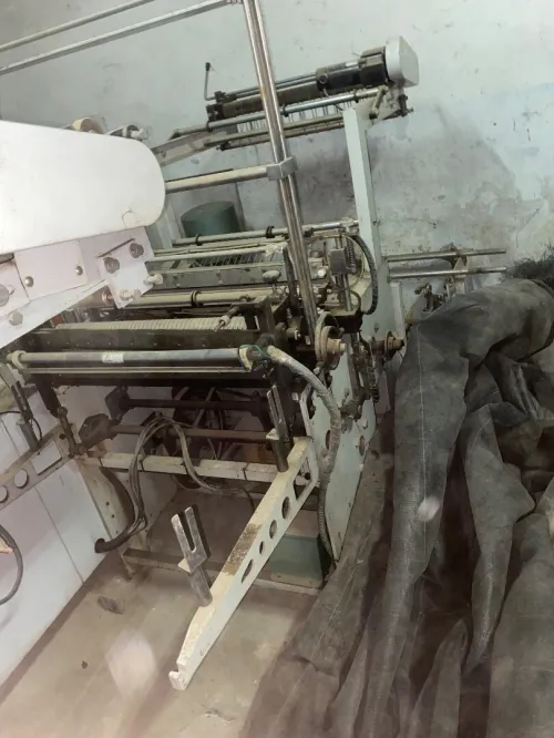 Machine de fabrication sachet