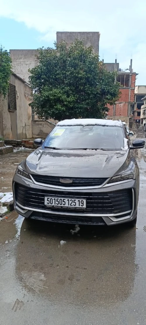 Geely Coolray 2025 