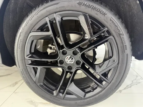 Volkswagen Tiguan 2025 R line full option