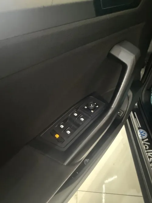 Volkswagen T-Roc 2023 Life