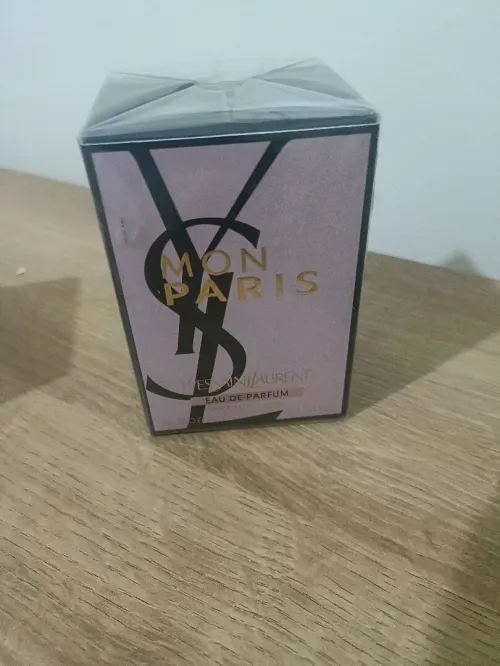 Yves Saint Laurent MON PARIS original 