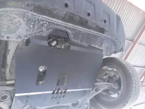 cache moteur livan/geely x3 pro