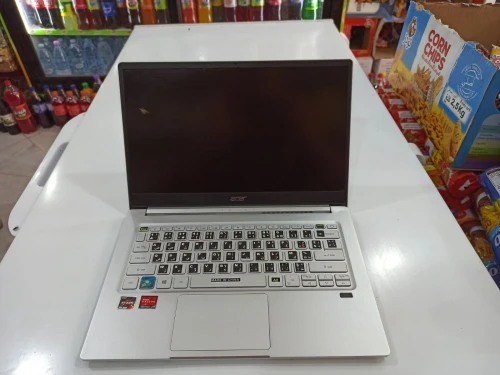 Acer Swift 3 AMD Ryzen 7 4700U