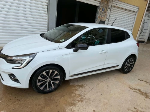 Renault Clio 5  2023 Evolution