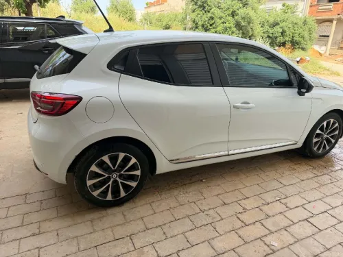 Renault Clio 5  2023 Evolution