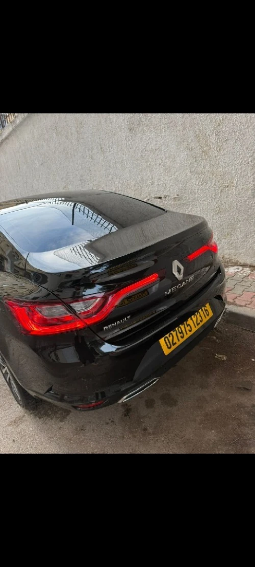 Renault Megan sedan 2023 La toute option