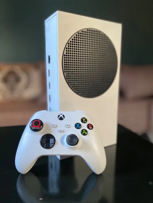 Xbox series s avec 2 mois game pass