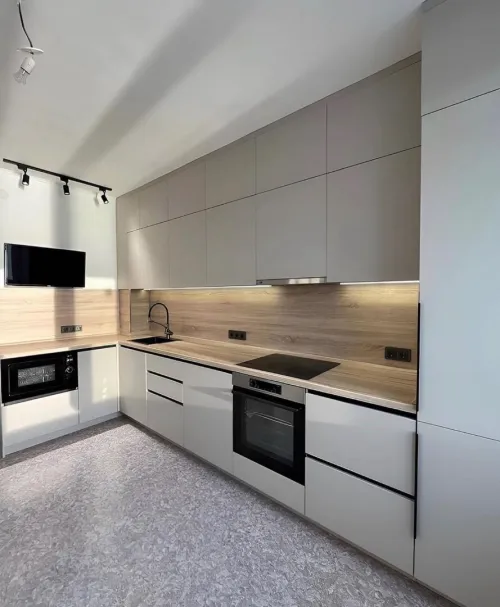 cuisine équipée moderne et sur mesure HIGH GLOSS