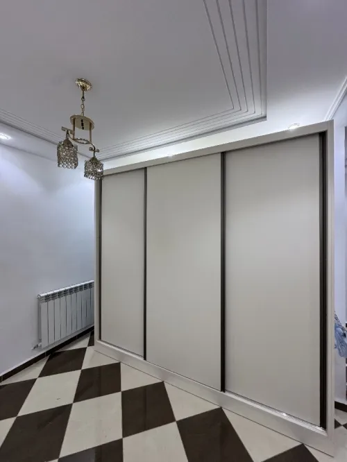 Dressing armoire moderne sur mesure خزانات ملابس