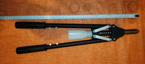 Riveteuse a ressort PINCE A RIVET A LEVIER de la marque Bollhoff BRS10
