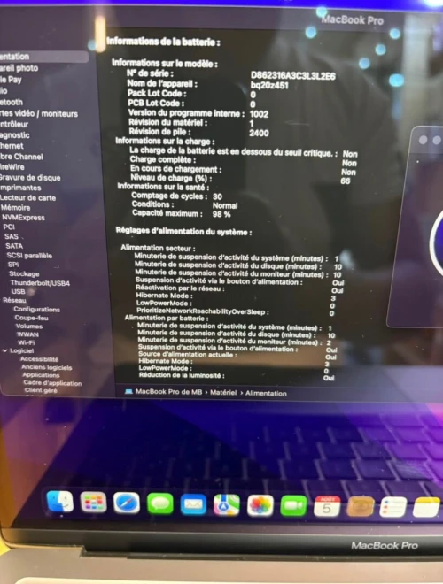 Macbook pro 2022 M2 8/256g cycle 30