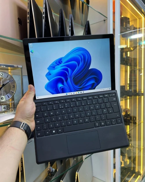 Microsoft Surface Pro 7+ i5-11eme 8GB/256GB, Intel Iris Xe graphics