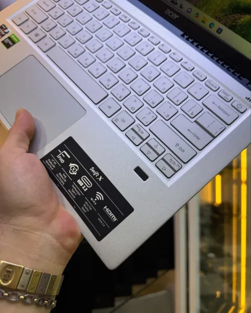 Acer SWIFT X 14 Pouce R5 GTX1650 Disponible Chez Morsi store Dz