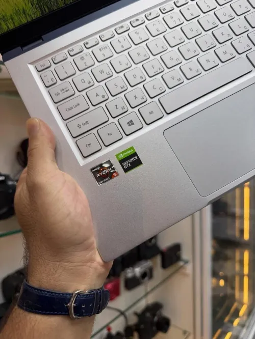 Acer SWIFT X 14 Pouce R5 GTX1650 Disponible Chez Morsi store dz