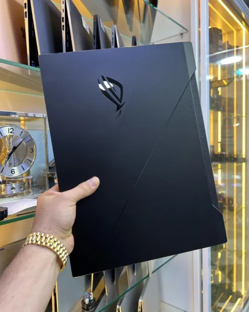 Asus ROG ZEPHYRUS DUO R9-5980HX 16GB/1024GB, Carte Graphique Nvidia RTX3060 6GB