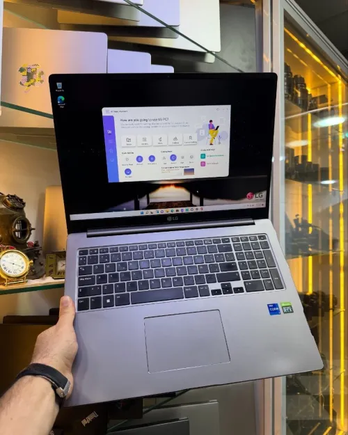 LG UltraPC 17 i7-1260P RTX3050Ti  Disponible Chez Morsi Store Dz