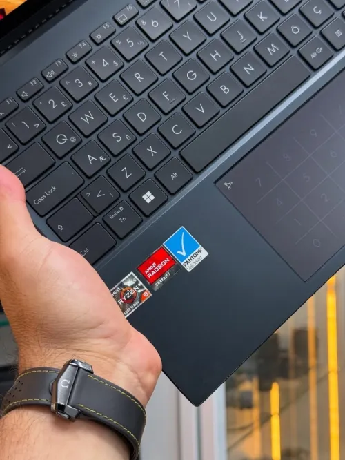 Asus ZenBook 14X OLED Ryzen9 Disponible Chez Morsi store dz