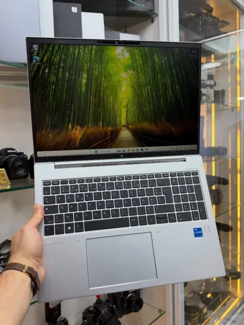 {VENDU}HP ELITEBBOK 860 G10 16 Pouce Disponible Chez morsi store dz