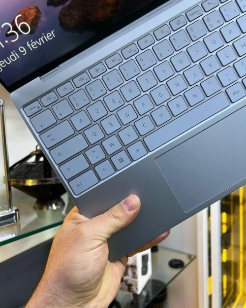 Vendu DELL XPS 13 2022 i7-12eme 16GB/512GB Intel Iris Xe graphics