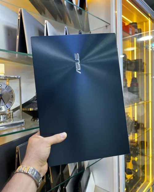 Vendu ASUS ZenBook 15 Pro Duo i7 Tactile 4K 16GB/1024GB, Carte Graphique Nvidia RTX3070 8GB