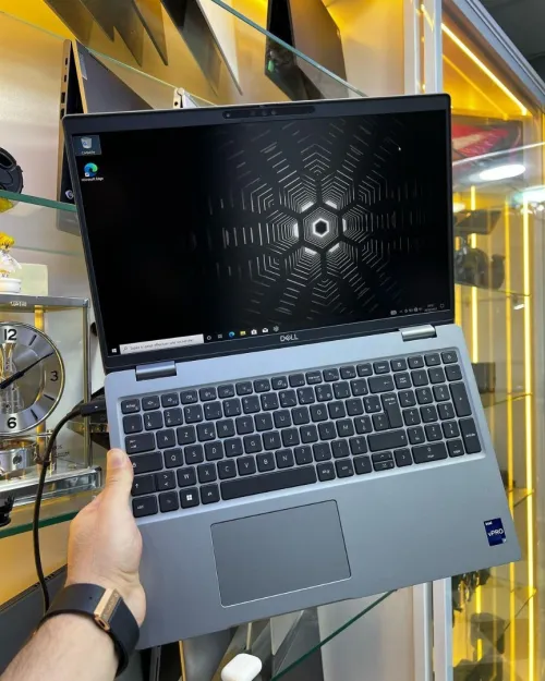 Vendu DELL Precision i7-12TH 32GB/2048GB SSD, Carte Graphique dédiée Nvidia T600