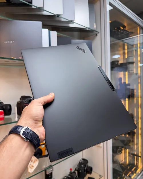 ThinkPad P1 Gen7 ULTRA 7 RTX 1000 ADA  Disponible Chez Morsi store dz