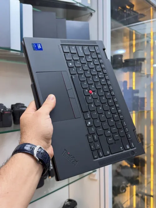 Lenovo ThinkPad T14S 2in1 ULTRA 7  Disponible Chez Morsi store dz