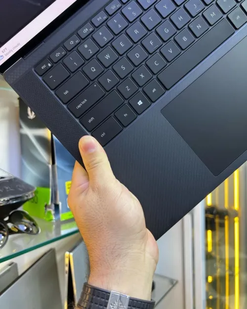Dell XPS 15 i9-11900H 16GB/1024GB OLED 4K Tactile, Carte Graphique Nvidia RTX3050Ti