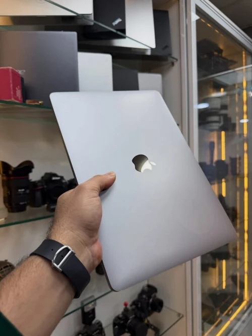 MacBook Air M1 16GB/512GB Disponible Chez Morsi store dz