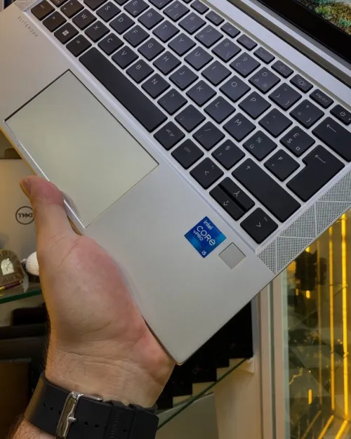 HP EliteBook 830 G8 15-11e 16GB/512GB Disponible Chez Morsi store Dz